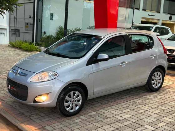 FIAT PALIO 1.4 MPI ATTRACTIVE 8V FLEX 4P MANUAL FIAT PALIO 1.4 MPI ATTRACTIVE 8V FLEX 4P MANUAL